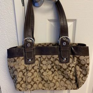 Coach handbag F13742 (Used)